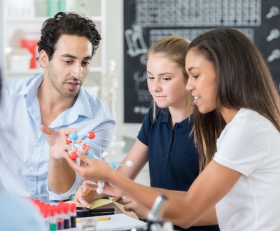 STEM Lesson Essentials - Integrating Science, Technology Engineering and Mathematics